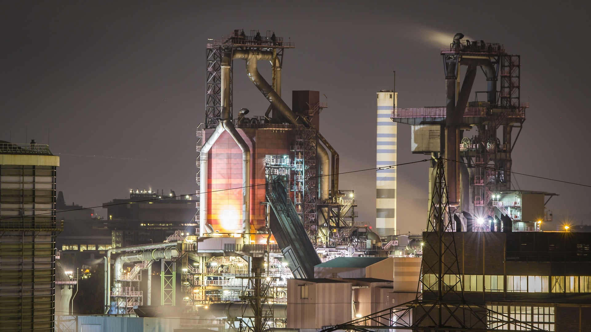 denfran-industry-4612432_1920.jpg