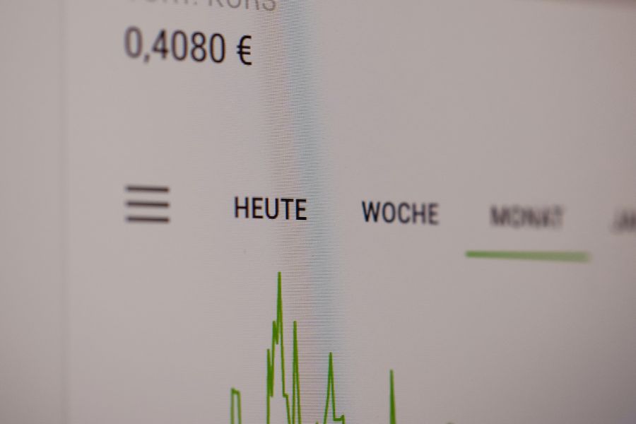 photo-1617871772974-26b107fc4c88-117e1771 TradingBrothers - hochwertige Signale & Handelssysteme